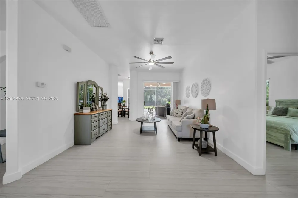 11142 Lakeland Cir Other City - In The State Of Florida, FL 33913