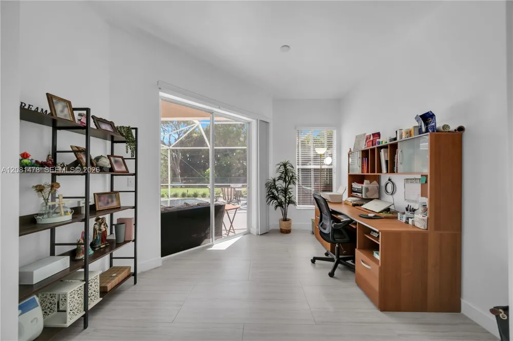 11142 Lakeland Cir Other City - In The State Of Florida, FL 33913