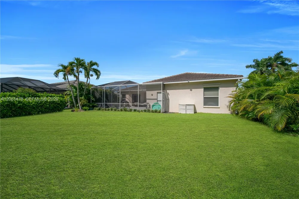 11142 Lakeland Cir Other City - In The State Of Florida, FL 33913