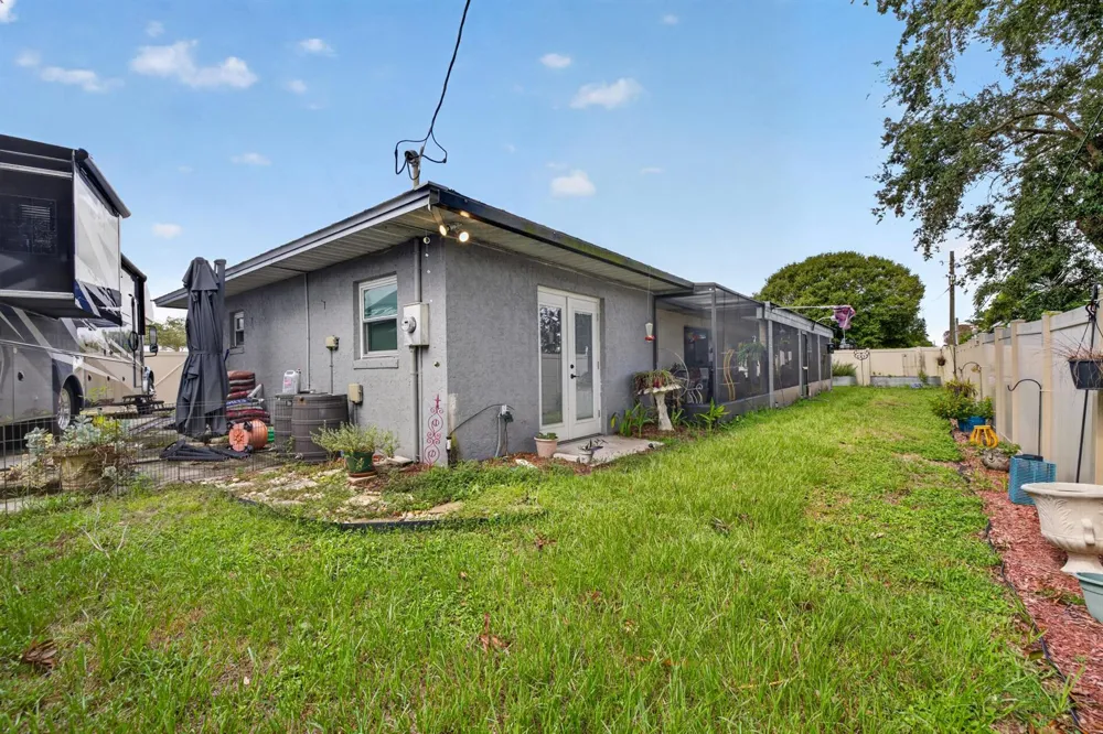1916 QUAIL COURT Fort Pierce, FL 34982