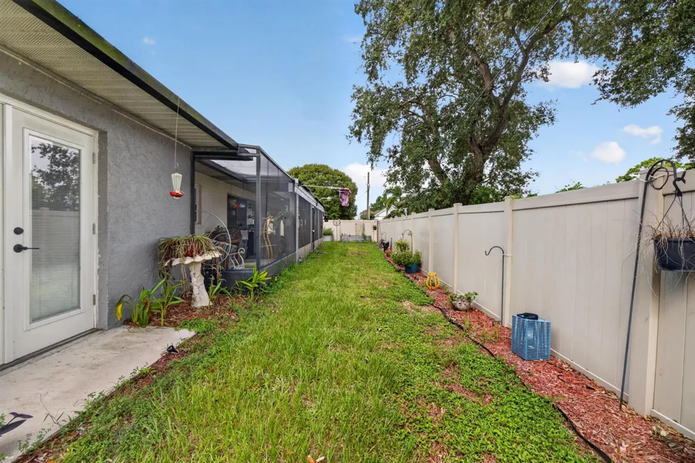 1916 QUAIL COURT Fort Pierce, FL 34982