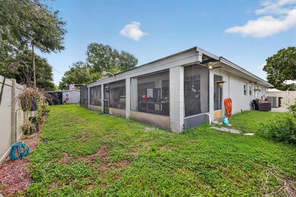 1916 QUAIL COURT Fort Pierce, FL 34982