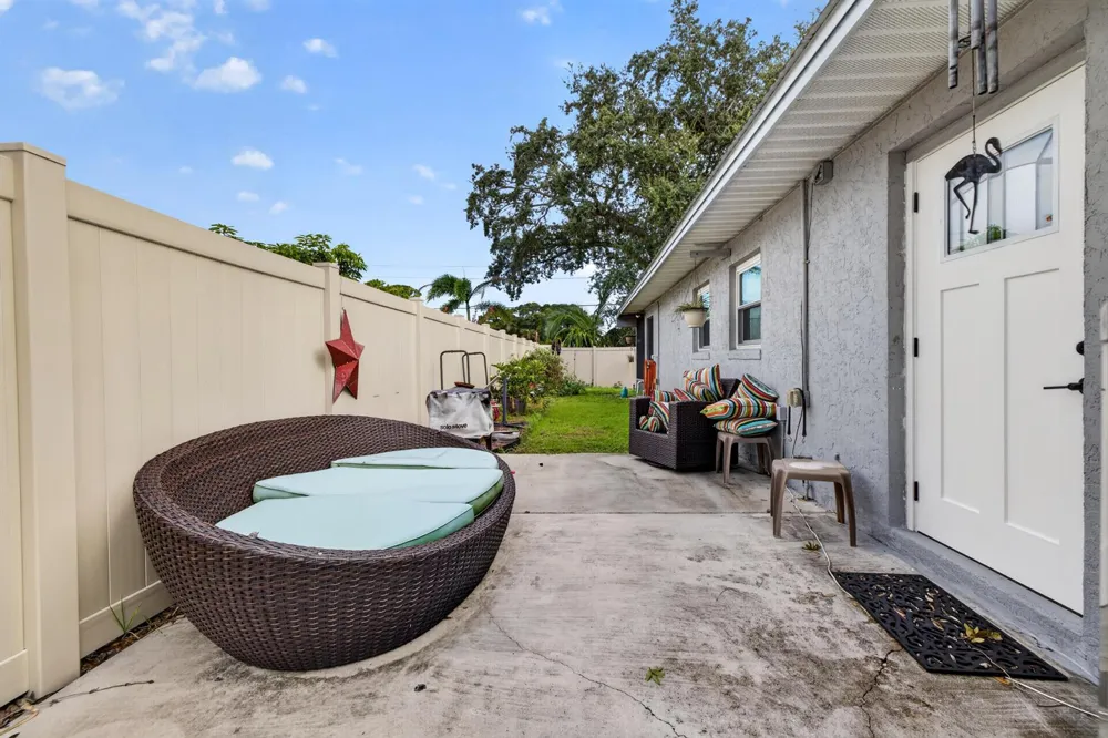 1916 QUAIL COURT Fort Pierce, FL 34982