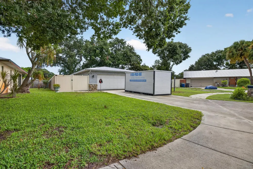 1916 QUAIL COURT Fort Pierce, FL 34982
