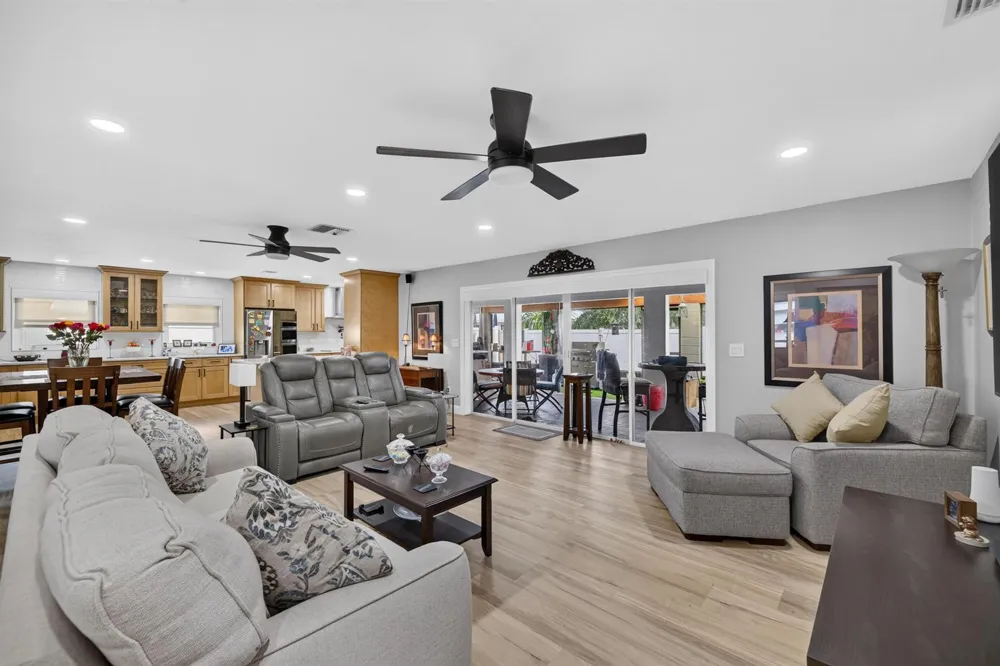 1916 QUAIL COURT Fort Pierce, FL 34982