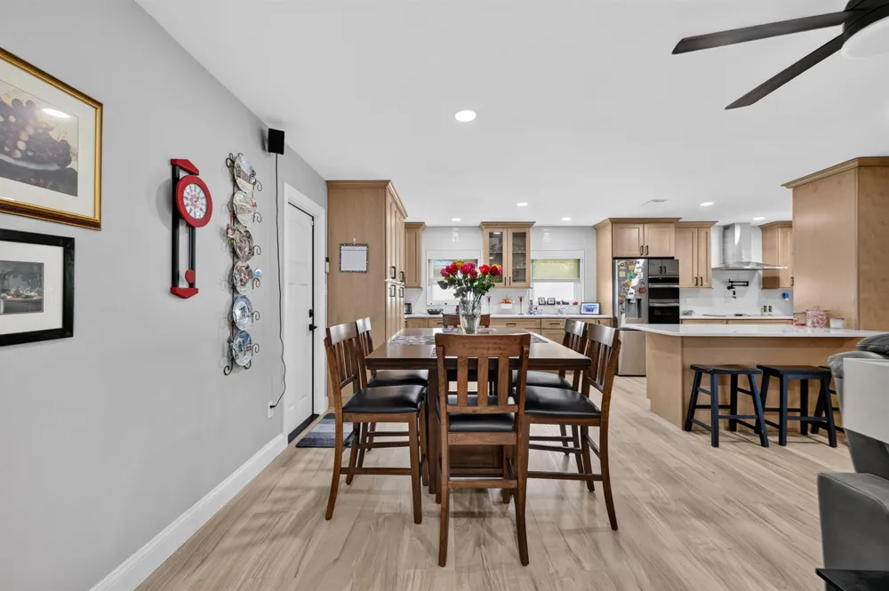 1916 QUAIL COURT Fort Pierce, FL 34982