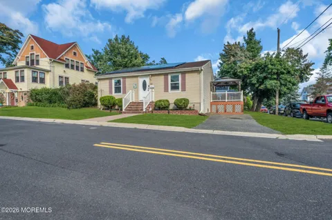 12 Raritan Avenue