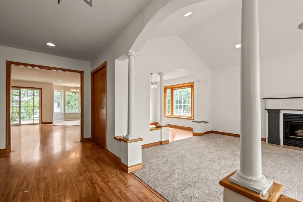 1160 Cascade Court Lynden, WA 98264