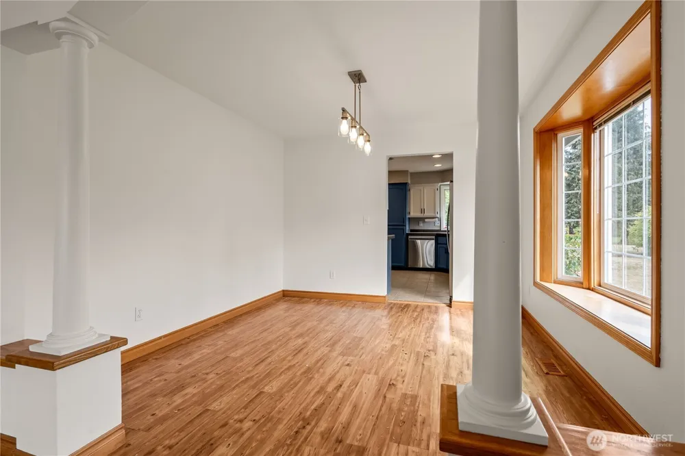 1160 Cascade Court Lynden, WA 98264