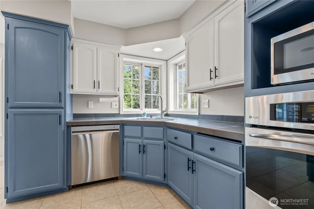 1160 Cascade Court Lynden, WA 98264