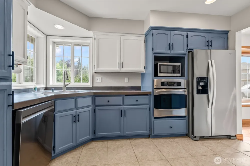 1160 Cascade Court Lynden, WA 98264