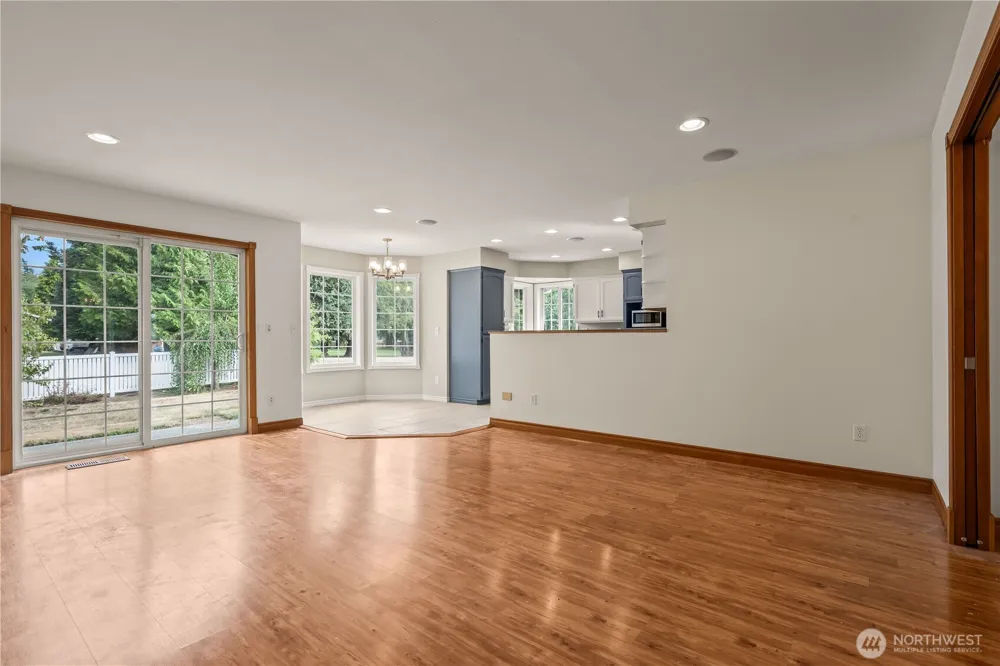 1160 Cascade Court Lynden, WA 98264