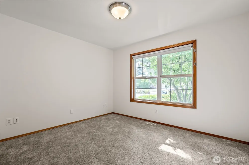 1160 Cascade Court Lynden, WA 98264
