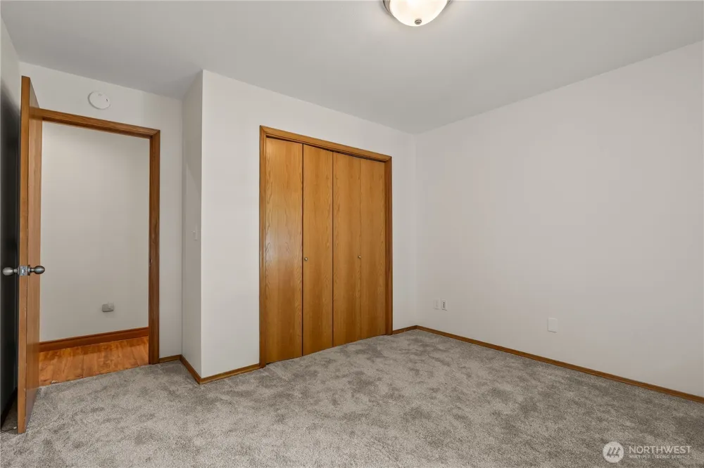 1160 Cascade Court Lynden, WA 98264