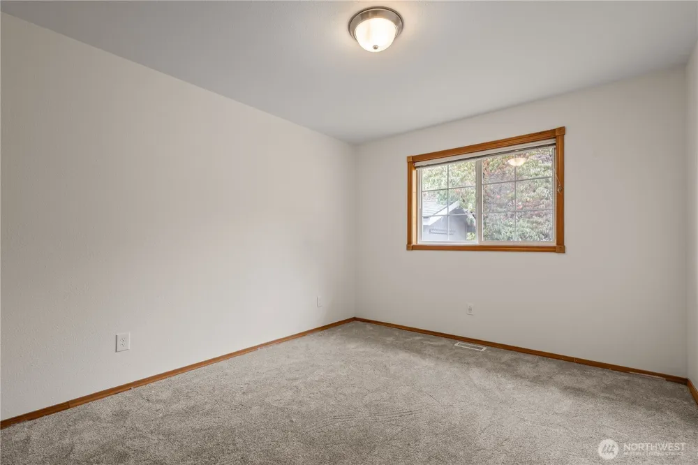 1160 Cascade Court Lynden, WA 98264