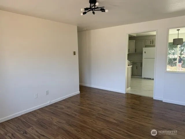 33305 26th Avenue SW Federal Way, WA 98023