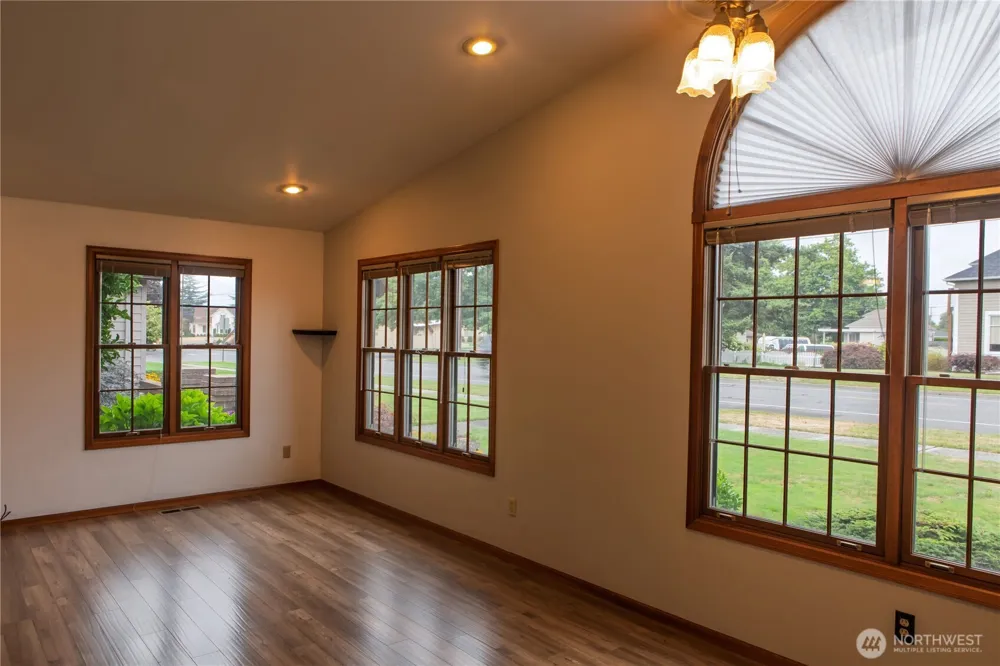 1111 Grover Street #1A Lynden, WA 98264