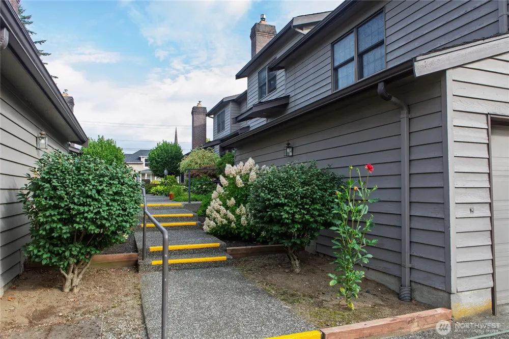 1111 Grover Street #1A Lynden, WA 98264