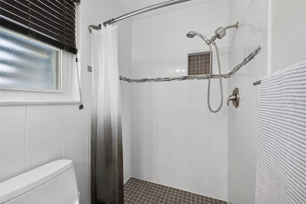 4461 38TH WAY S St Petersburg, FL 33711