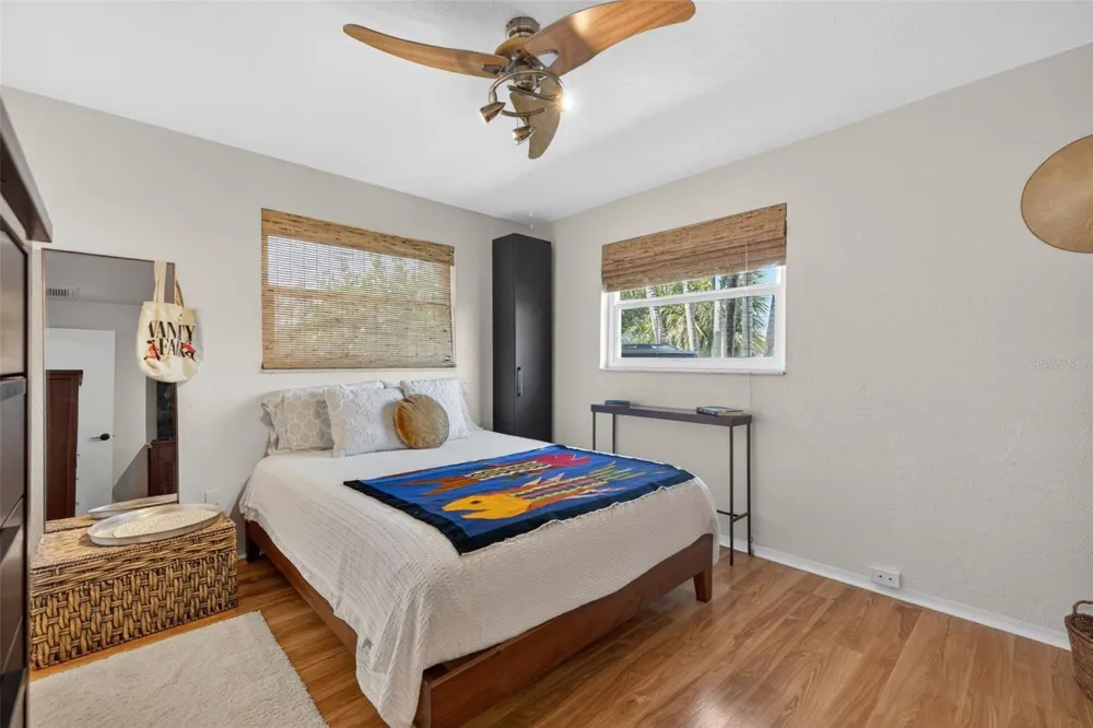 4461 38TH WAY S St Petersburg, FL 33711