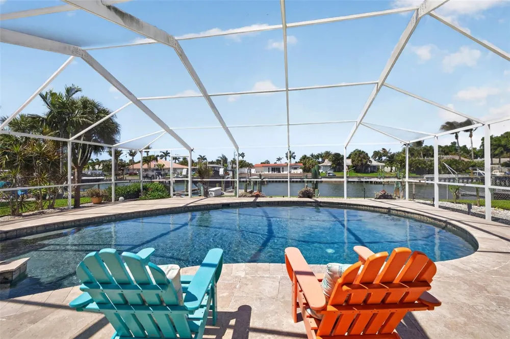 4461 38TH WAY S St Petersburg, FL 33711