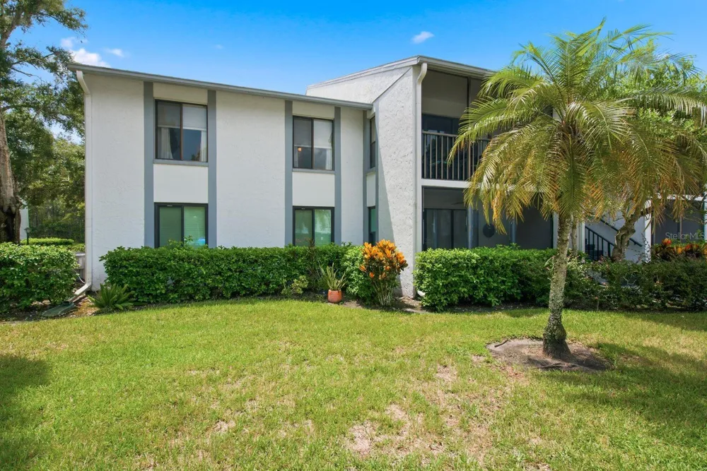 1345 PINE RIDGE CIRCLE E #A2 Tarpon Springs, FL 34688