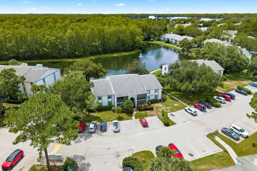 1345 PINE RIDGE CIRCLE E #A2 Tarpon Springs, FL 34688