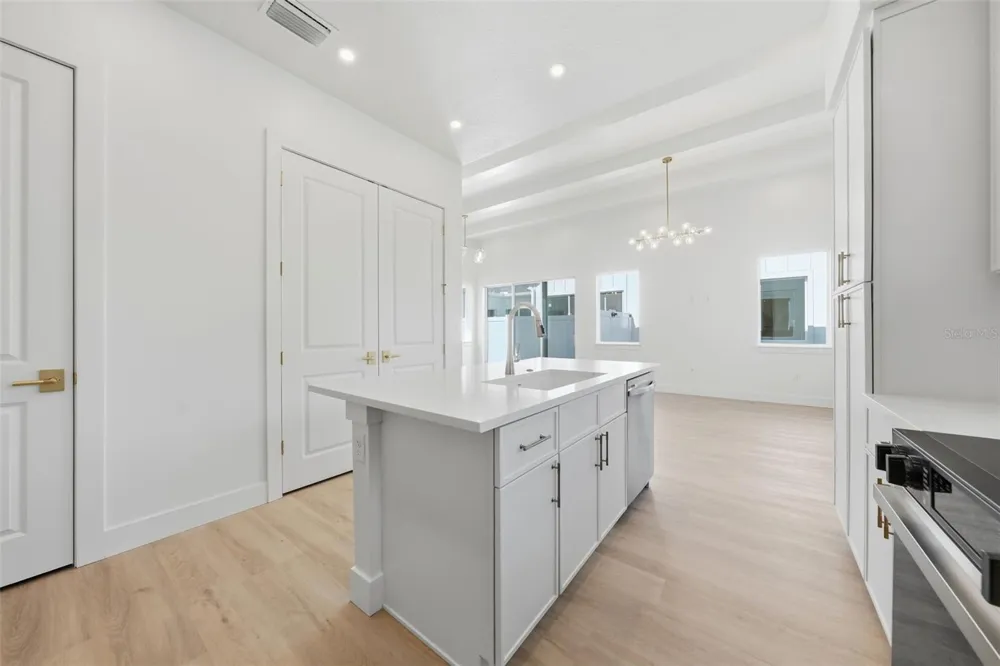 1510 WILSON AVENUE Orlando, FL 32804
