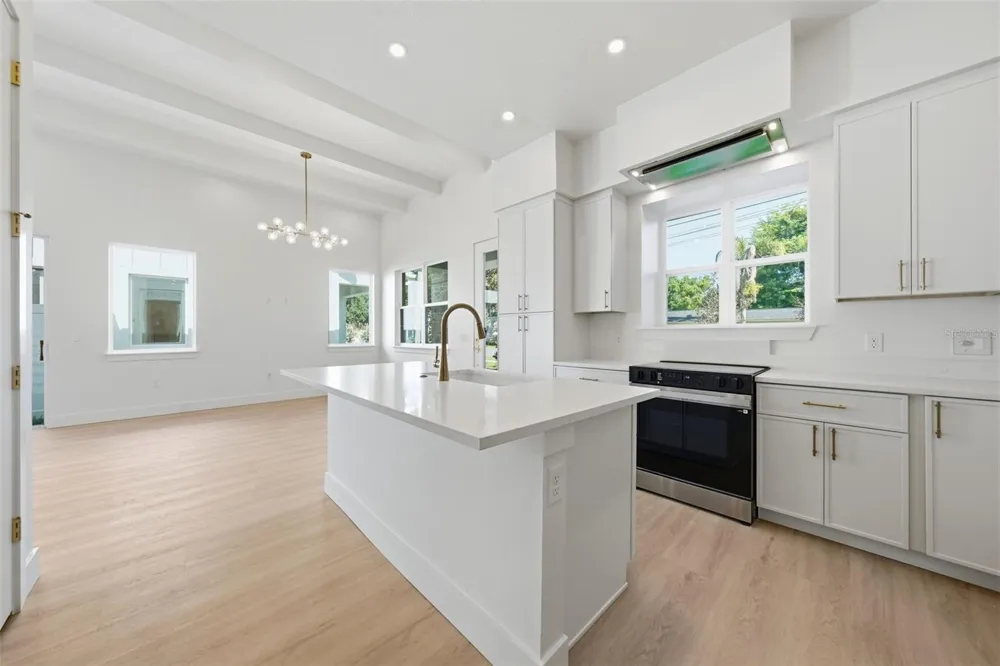 1510 WILSON AVENUE Orlando, FL 32804