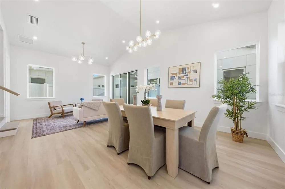 1605 BRYN MAWR STREET Orlando, FL 32804