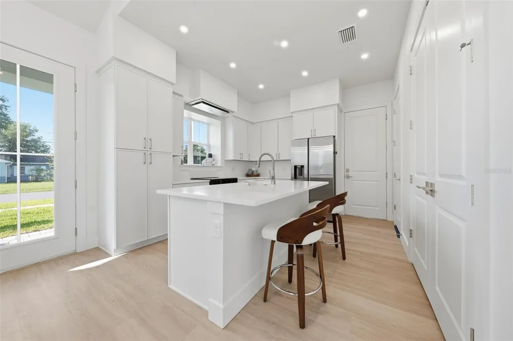 1605 BRYN MAWR STREET Orlando, FL 32804