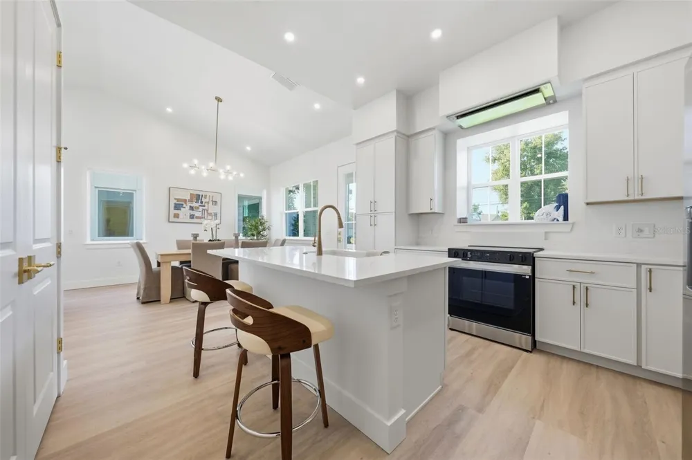 1605 BRYN MAWR STREET Orlando, FL 32804