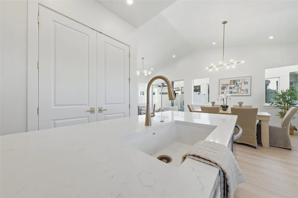 1605 BRYN MAWR STREET Orlando, FL 32804