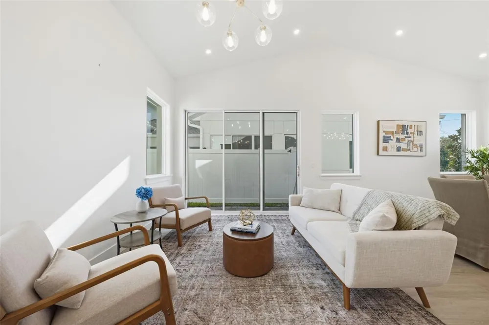 1605 BRYN MAWR STREET Orlando, FL 32804
