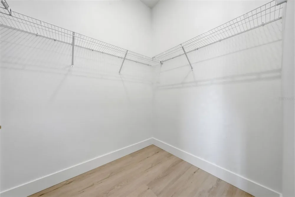 1605 BRYN MAWR STREET Orlando, FL 32804