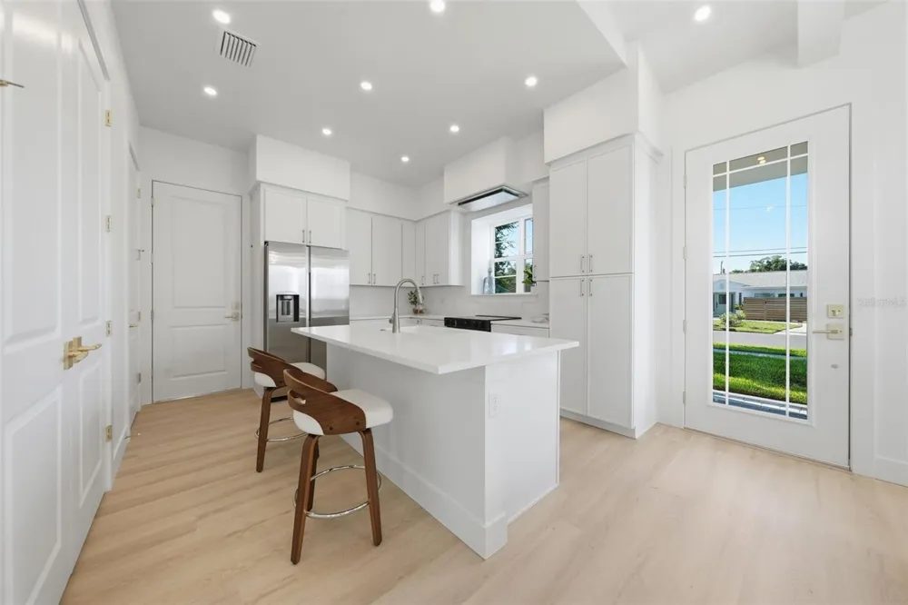 1603 BRYN MAWR STREET Orlando, FL 32804