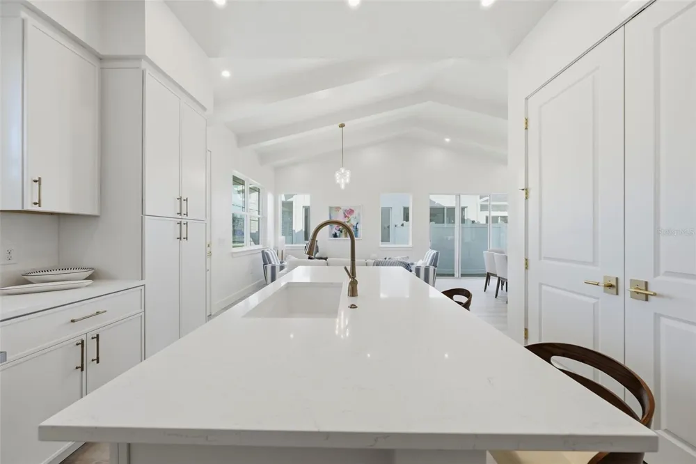 1603 BRYN MAWR STREET Orlando, FL 32804
