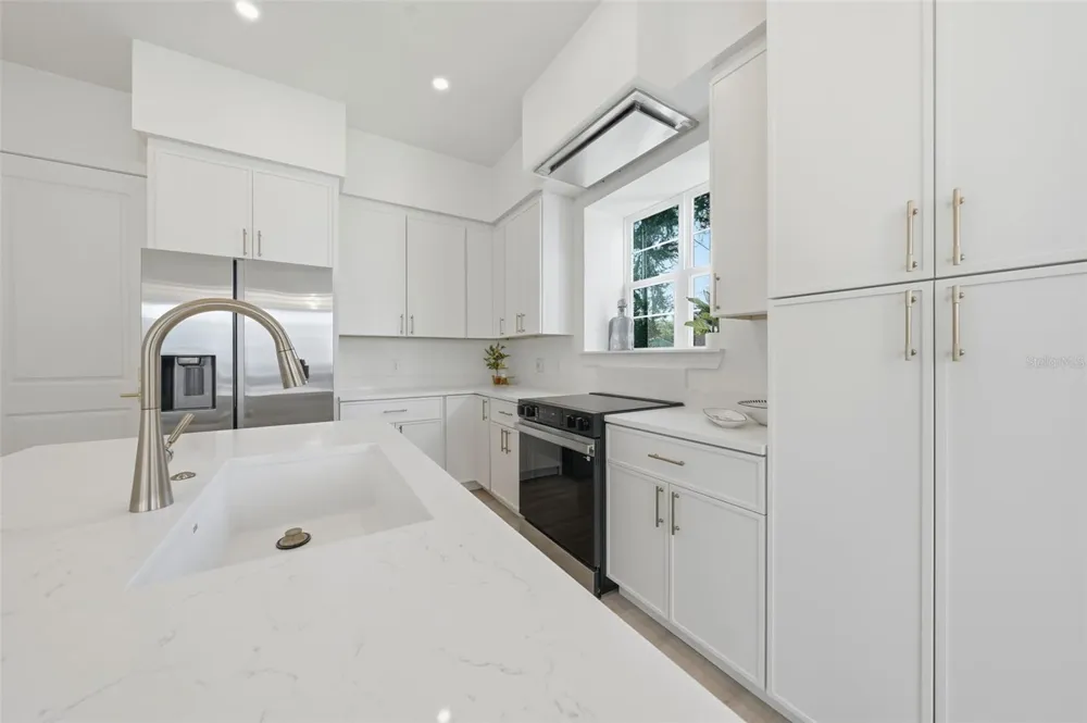1603 BRYN MAWR STREET Orlando, FL 32804