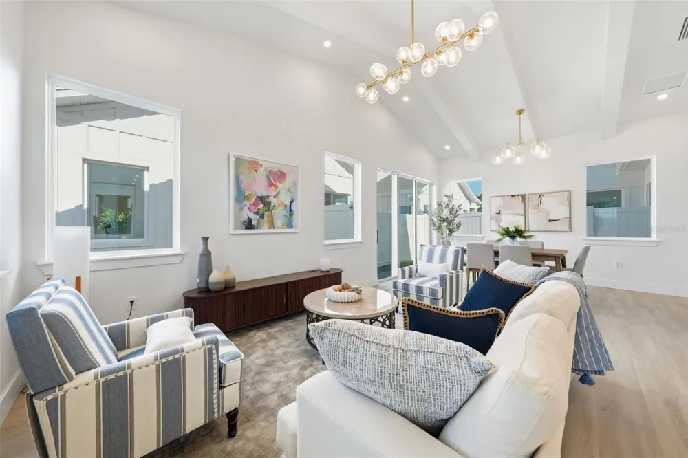 1603 BRYN MAWR STREET Orlando, FL 32804