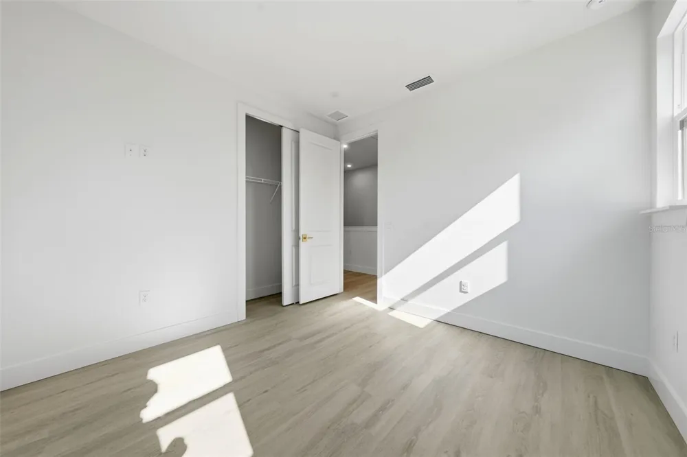 1603 BRYN MAWR STREET Orlando, FL 32804