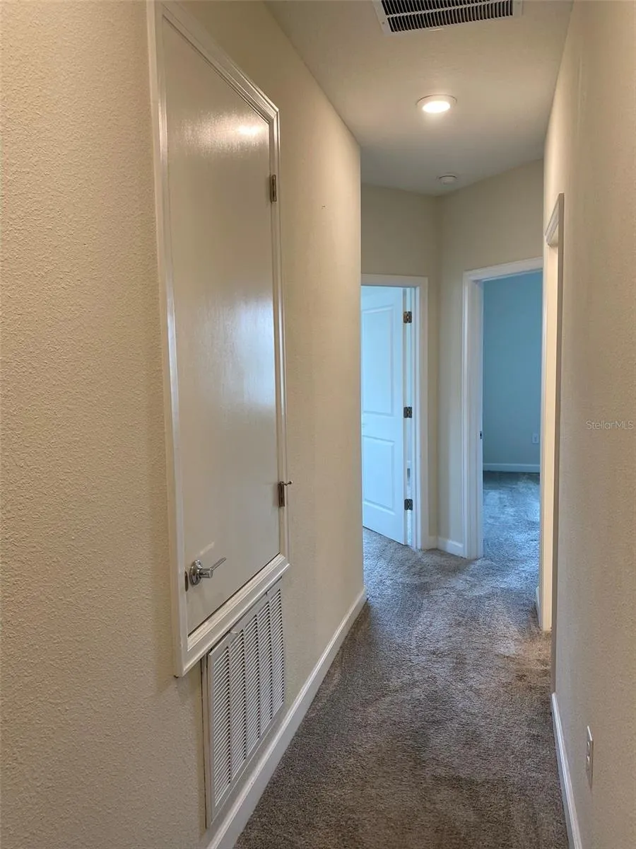 1218 PAYNE STEWART DRIVE Davenport, FL 33896