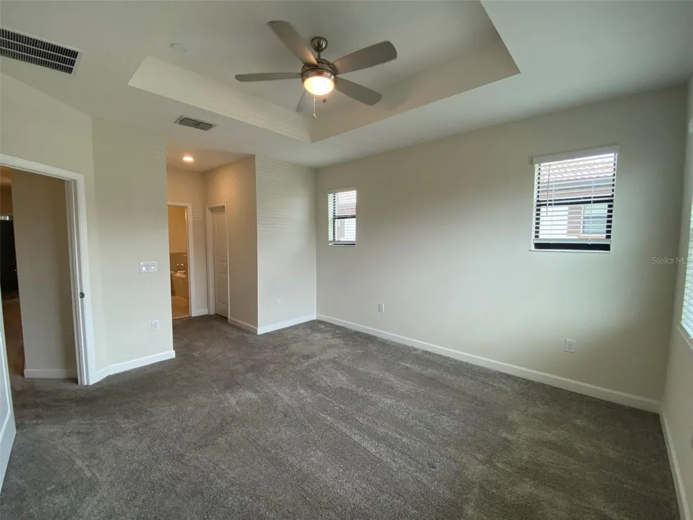 1218 PAYNE STEWART DRIVE Davenport, FL 33896