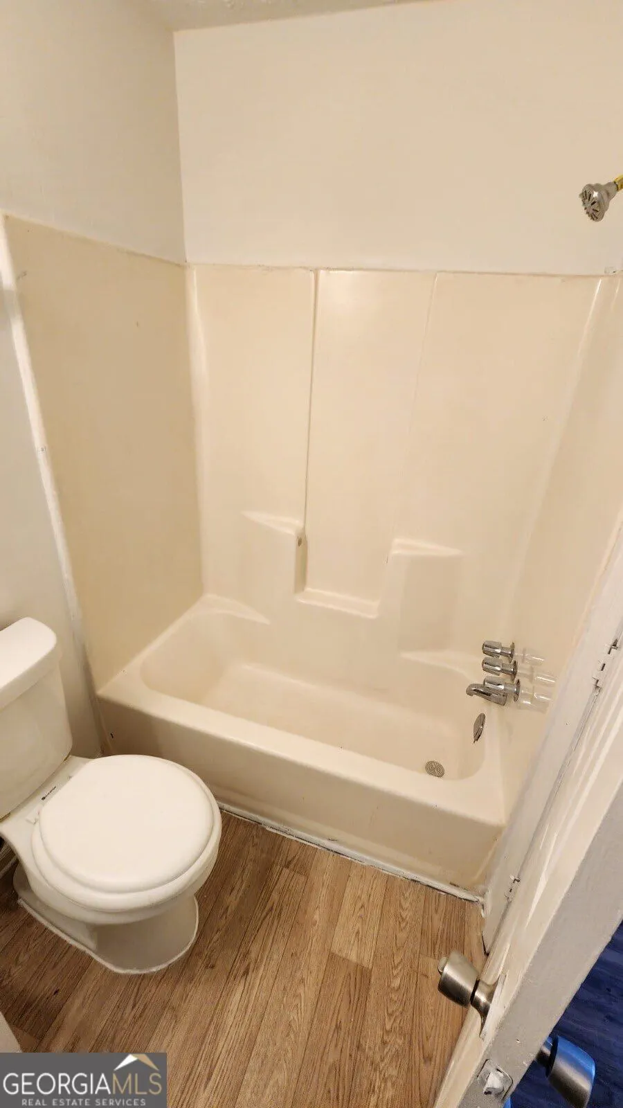 631 Hunting Creek LN SE Conyers, GA 30013