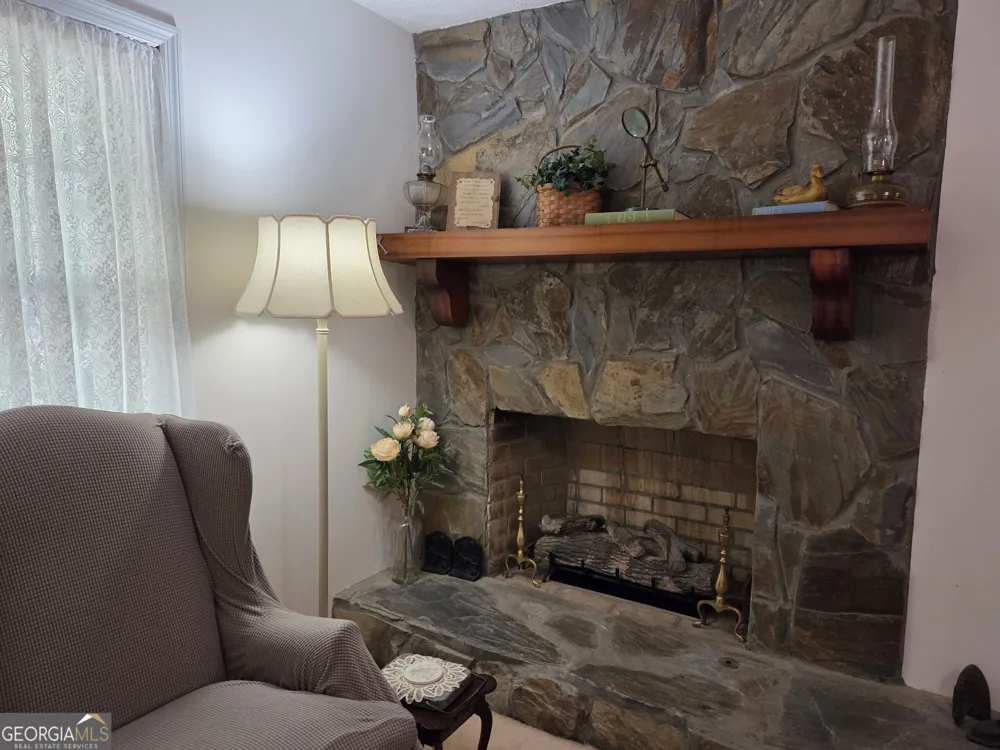 8 Rover Rd Williamson, GA 30292