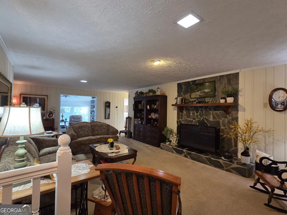 8 Rover Rd Williamson, GA 30292