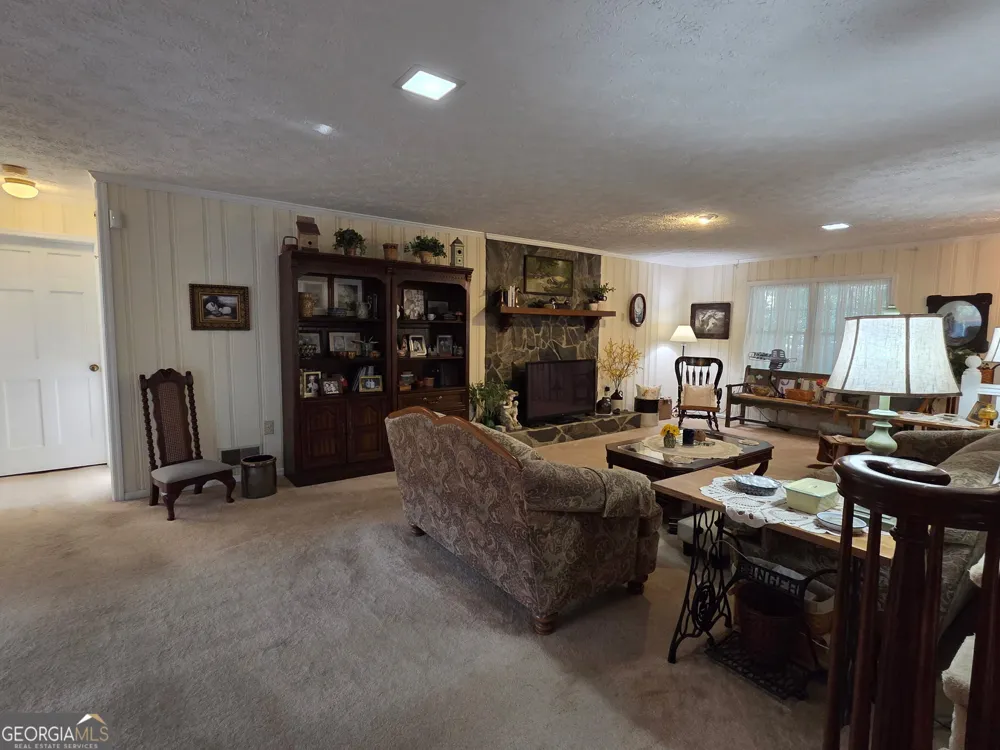 8 Rover Rd Williamson, GA 30292