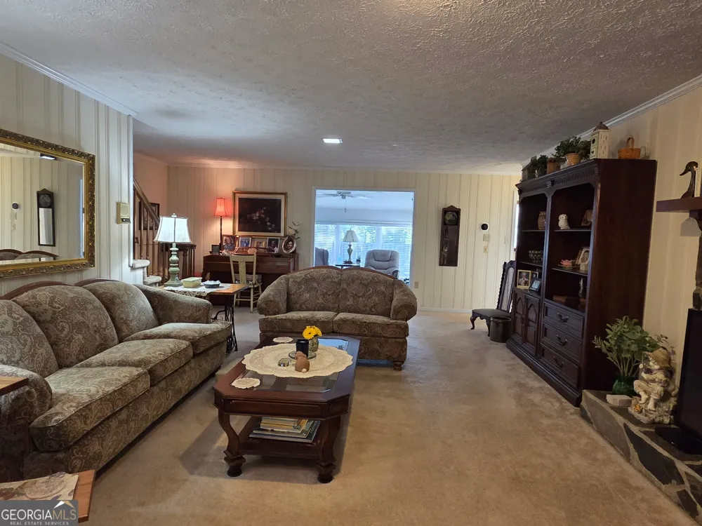 8 Rover Rd Williamson, GA 30292