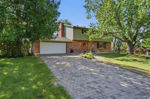 1186 E Davies Court