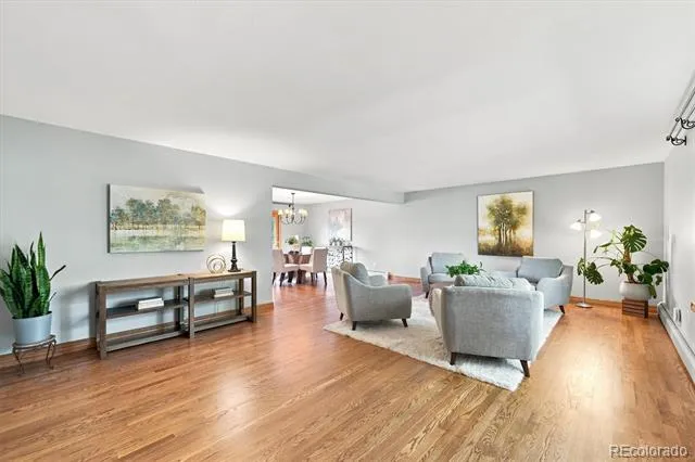 1186 E Davies Court Centennial, CO 80122