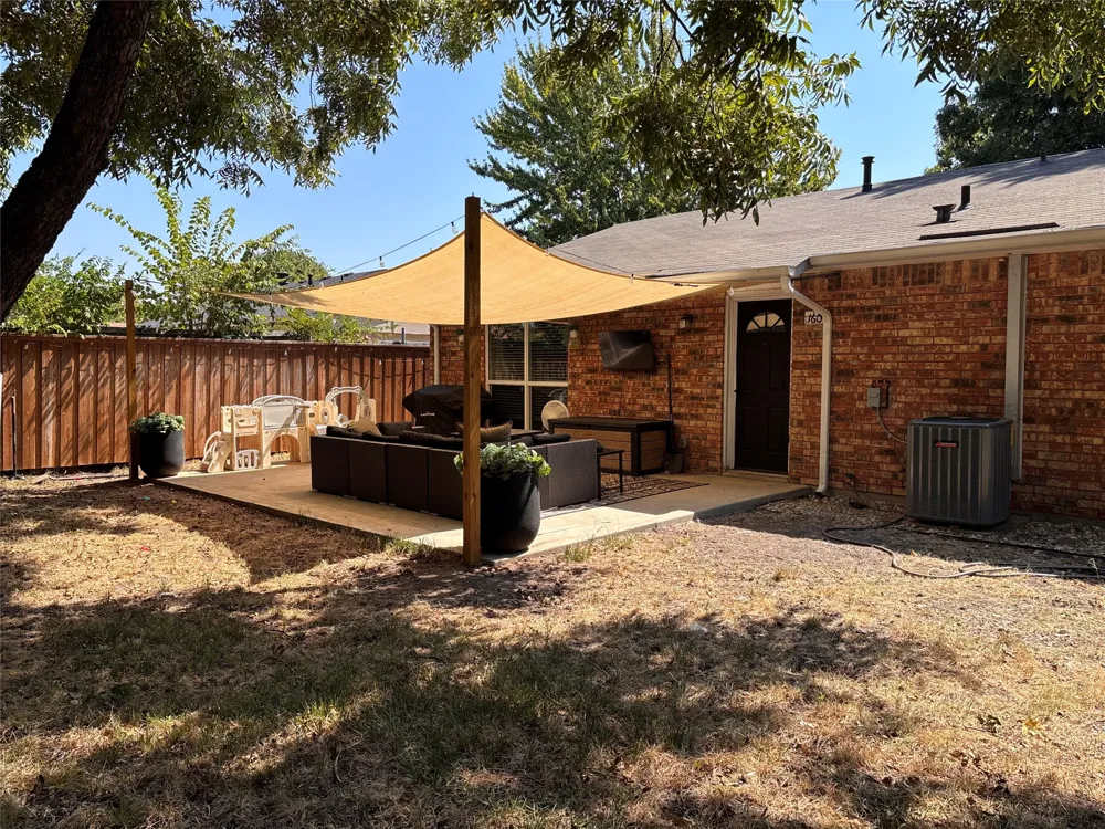1609 Lyric Drive Garland, TX 75040